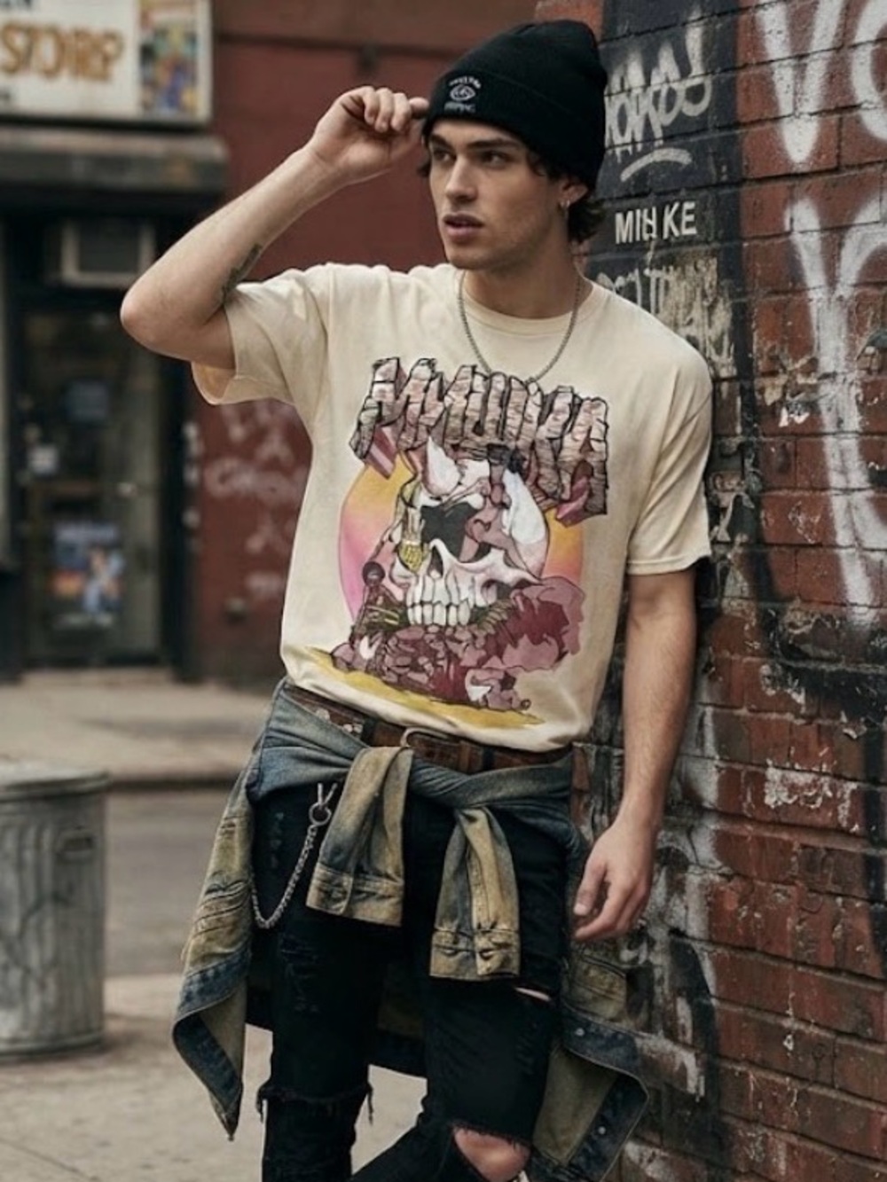 Vintage Mishka NYC Comics Skull Graphic T-Shirt Cream Size Large Rare